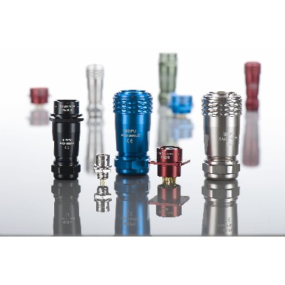 SA系列连接器（推入式快速锁紧）IP67