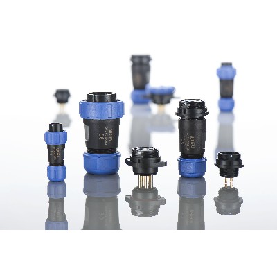 SP系列连接器（螺纹式锁紧）IP68